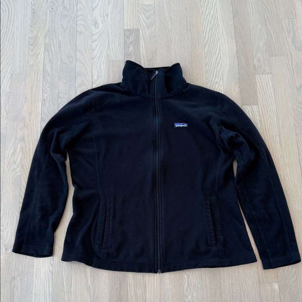 Patagonia Women’s Black Fleece Jacket XL Lighter-Weight Synchilla
